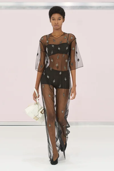 Look 8